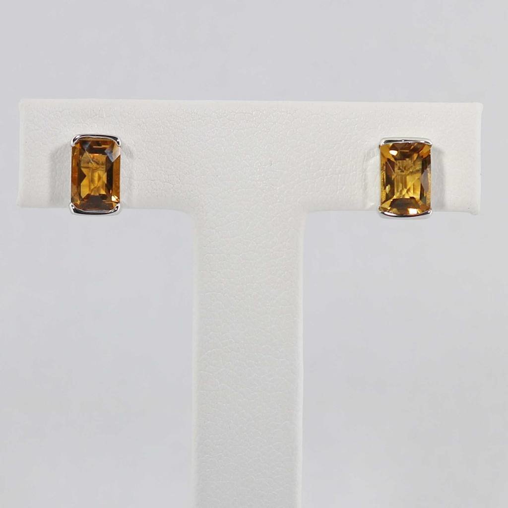 American Jewelry 14k White Gold 1.9ctw Emerald Cut Citrine Stud Earrings