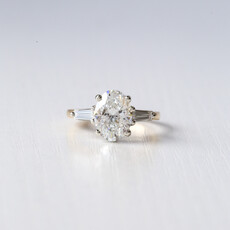 American Jewelry 14k Yellow/White Gold 3.45ctw (3.05ct E/VS1 Oval) Lab Grown Diamond Three-Stone Engagement Ring
