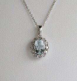 American Jewelry 14k White Gold 1.05ct Aquamarine .14ct Diamond Oval Halo Necklace