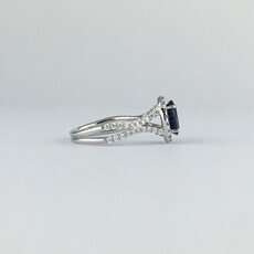 American Jewelry 14k White Gold .45ct Diamond (1.60ct Sapphire Oval Center) Split Shank Engagement Ring