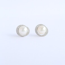 American Jewelry 14k White Gold 9.5mm Akoya Pearl .70ct Diamond Swirl Halo Stud Earrings