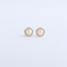 American Jewelry 14K Yellow Gold 4.5mm Akoya Pearl .28ct Diamond Scalloped Halo Stud Earrings