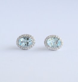 American Jewelry 14k White Gold 1.18ct Aquamarine .18ct Diamond Oval Halo Stud Earrings