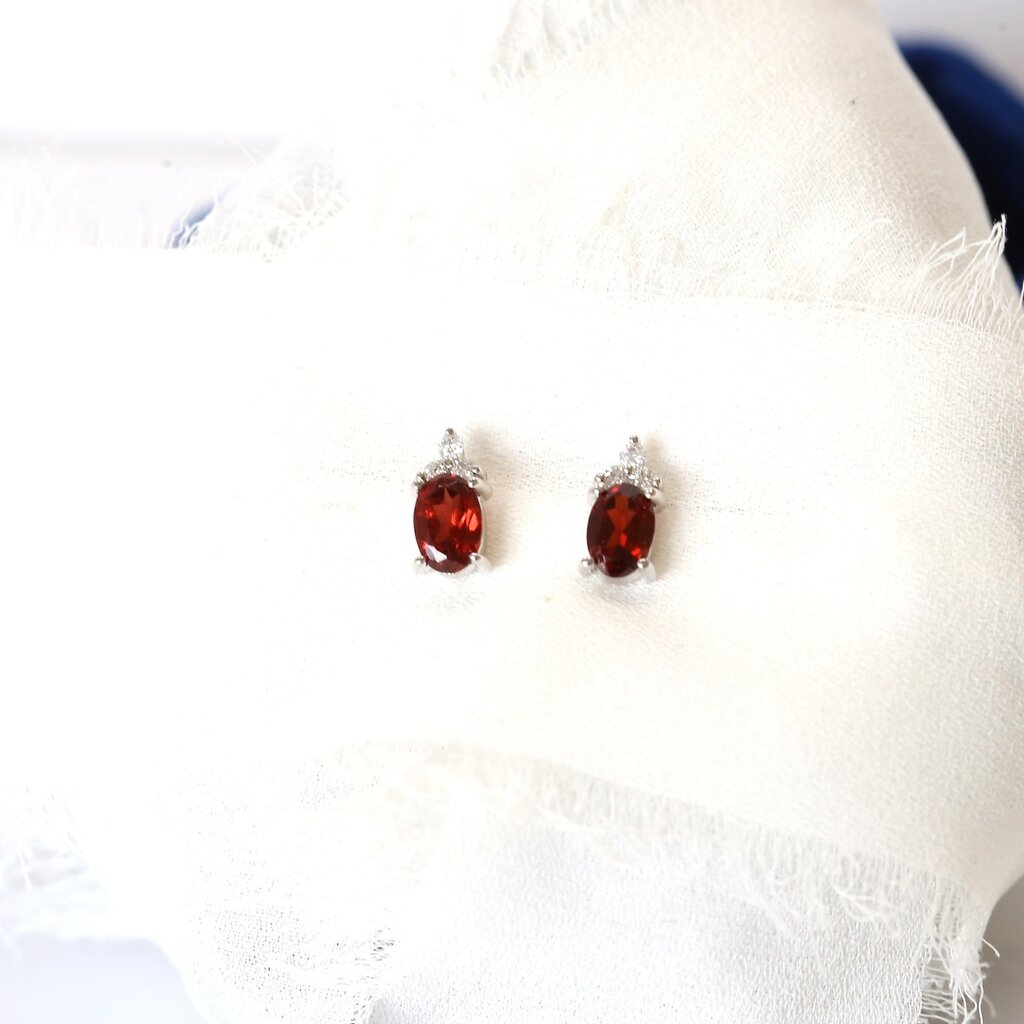 American Jewelry 14k White Gold Oval Garnet & Diamond Birthstone Earrings