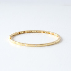 American Jewelry 14k Yellow Gold 0.22ctw Round Diamond Gypsy-Set Bangle Bracelet