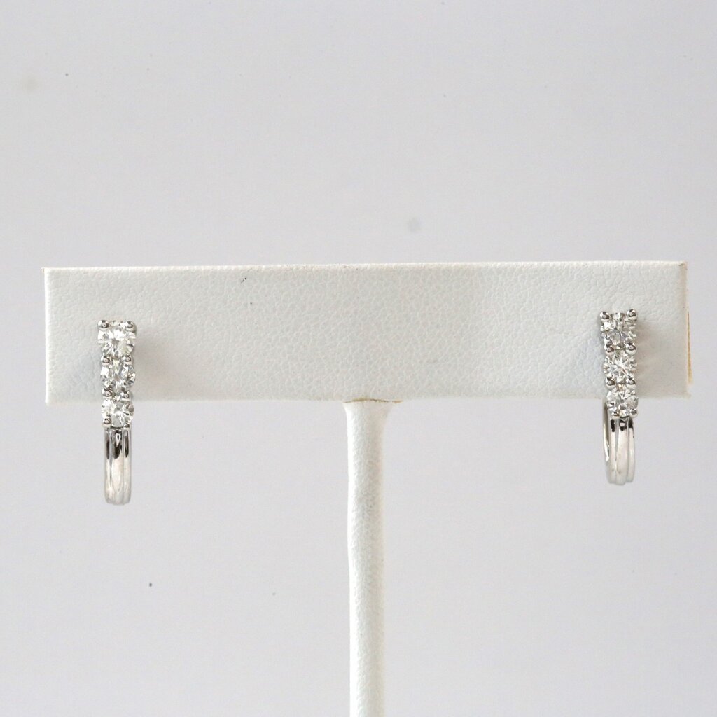 14k White Gold 1ctw Graduated Diamond Lever Back Earrings