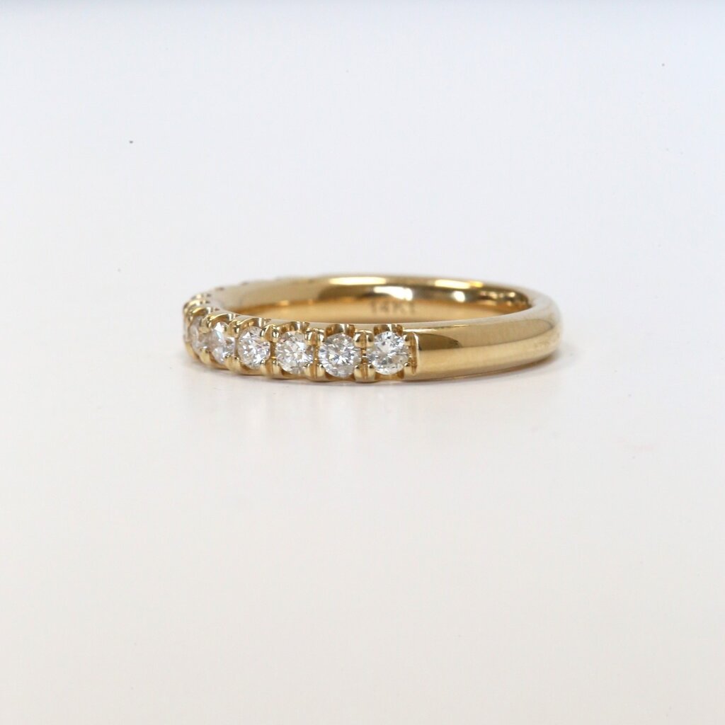 14k Yellow Gold .76ctw Diamond Comfort Fit Stackable Band (size 7)