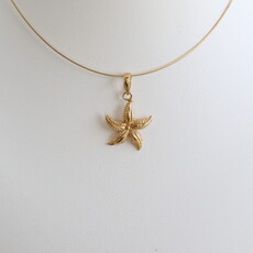 American Jewelry 14k Yellow Gold Starfish Necklace on Flexible Snake Necklace