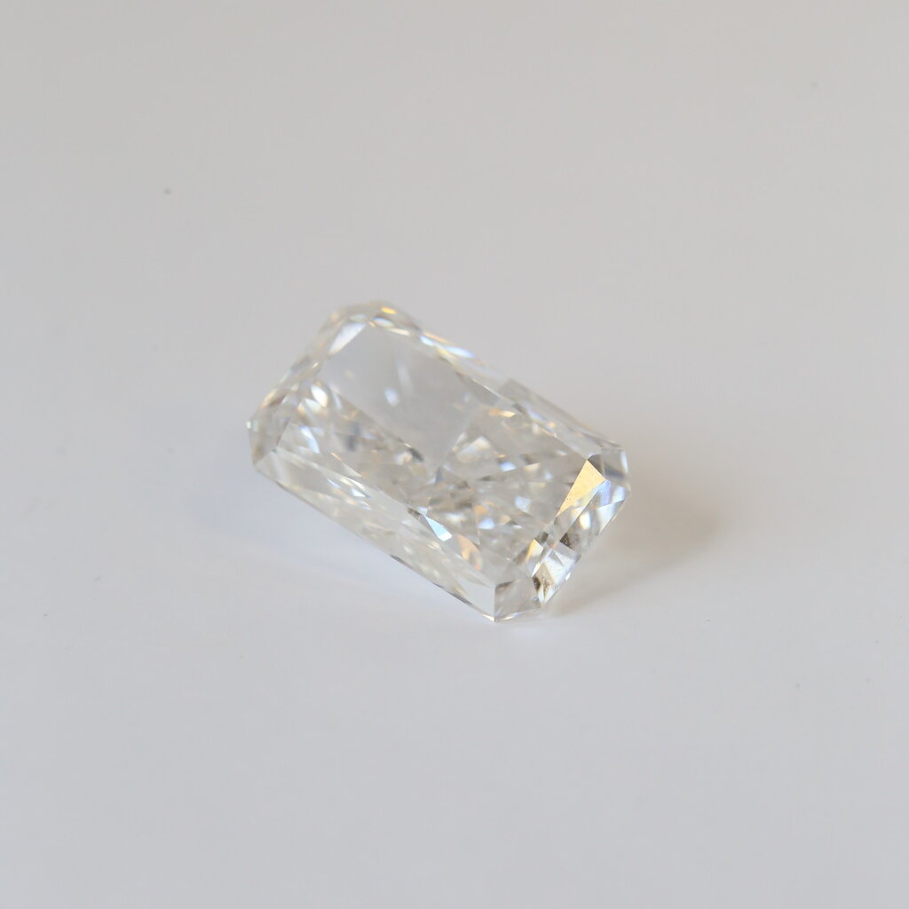 American Jewelry 9.14ct F/VS1 IGI Lab Grown Radiant Loose Diamond