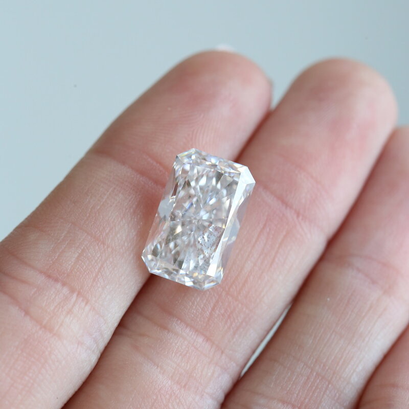 American Jewelry 9.14ct F/VS1 IGI Lab Grown Radiant Loose Diamond