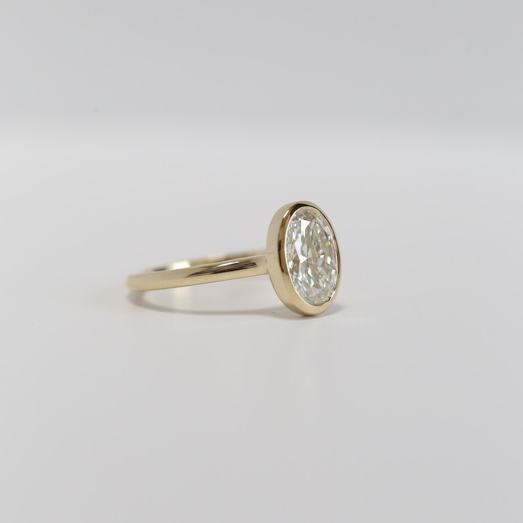 14k Yellow Gold 2.06ct F/VS1 Oval Lab Grown Bezel Engagement Ring (Size 7)