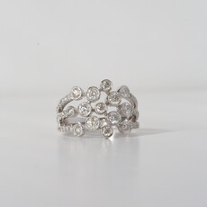 18k White Gold .1.23ct Diamond Bubble Bezel Fashion Ring (Size 6.5)