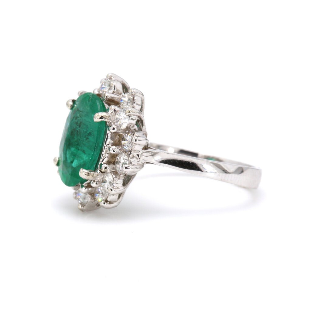 American Jewelry 14k White Gold .96ct Oval Emerald & 2.92ctw Diamond Halo Ladies Ring (Size 6.25)