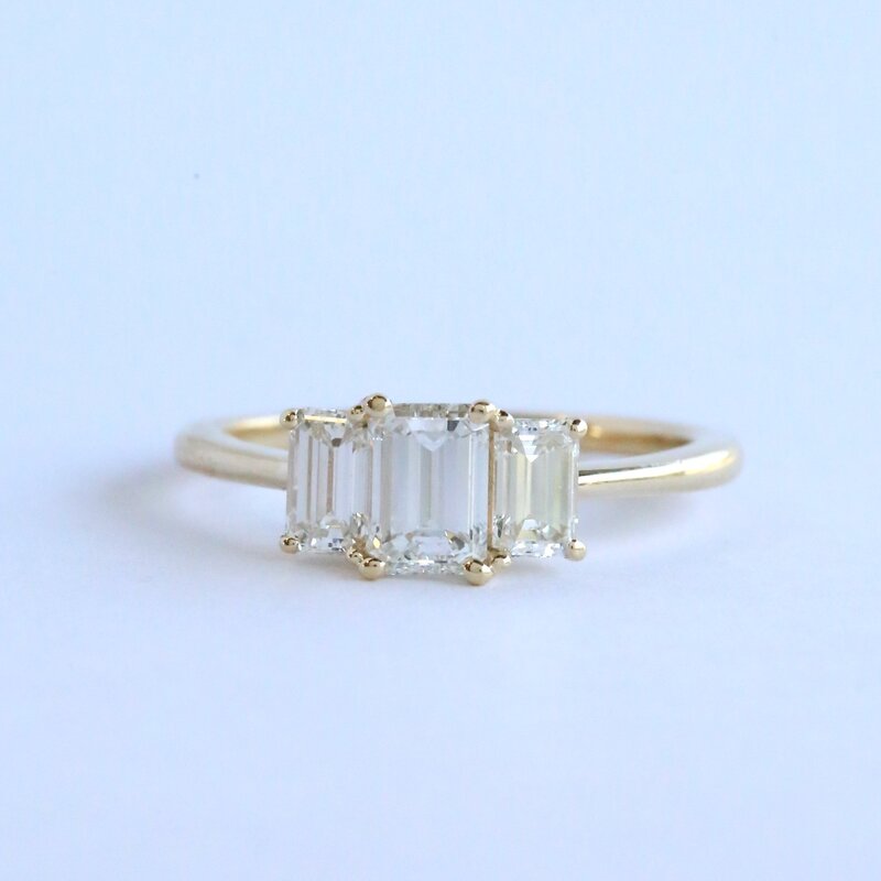 American Jewelry 14k White Gold 1ctw Emerald Cut Diamond Past Present Future Ring