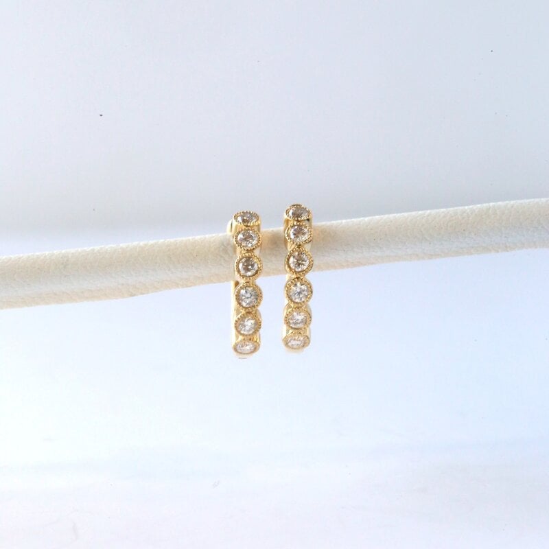 18k Yellow Gold .32ct Round Diamond Milgrain Bezel Huggie Hoop Earrings