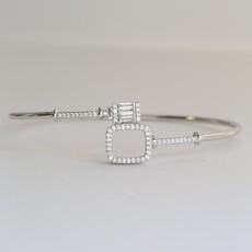 American Jewelry 14k White Gold .41ctw Diamond Baguette and Round Bangle Bracelet