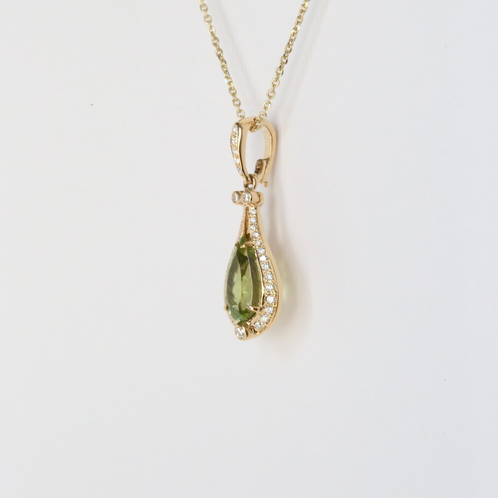 14k Yellow Gold .20ctw Diamond 2.05ctw Peridot Pear Halo Pendant (16"-18" Adjustable)