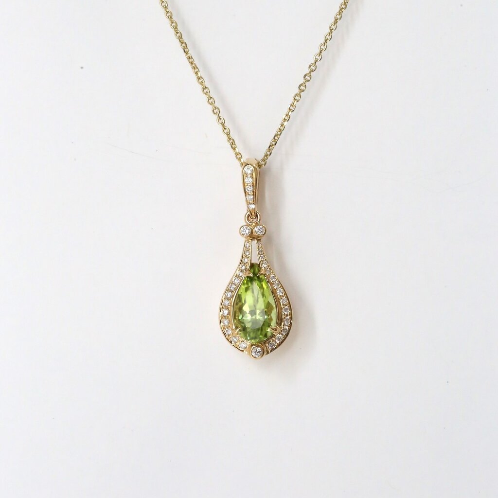 14k Yellow Gold .20ctw Diamond 2.05ctw Peridot Pear Halo Pendant (16"-18" Adjustable)