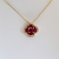 American Jewelry 14k Yellow Gold 2.01ct Ruby .12ct Diamond Clover Necklace