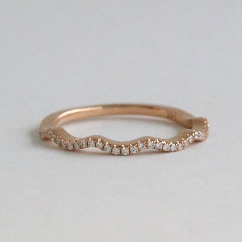 American Jewelry 14k Rose Gold .10ctw Diamond Squiggly Wave Ring