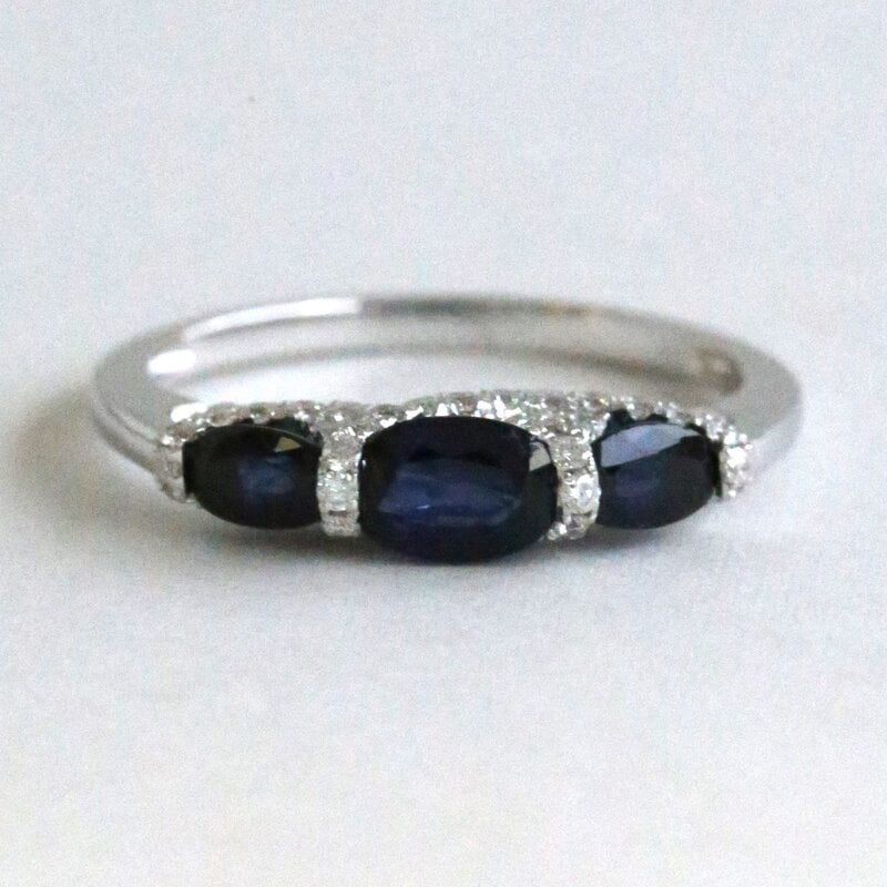 American Jewelry 14k White Gold 1.2ctw Sapphire .43ct Oval Three Stone Ring w/ Accent Side Ring