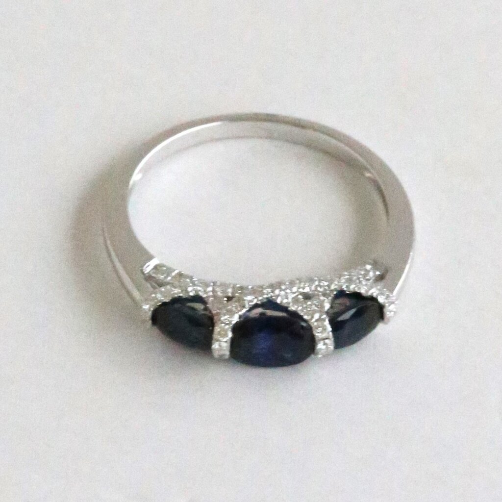 American Jewelry 14k White Gold 1.2ctw Sapphire .43ct Oval Three Stone Ring w/ Accent Side Ring