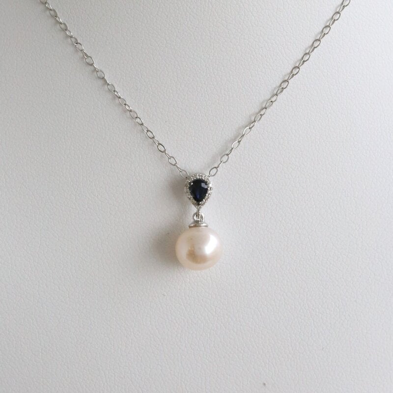 American Jewelry 14k White Gold .20ct Sapphire .04ct Diamond Pearl Dangle Necklace