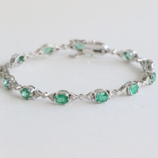 American Jewelry 14k White Gold .38ct Diamond 3ctw Emerald Milgrain Emerald Round and Trillion Bracelet