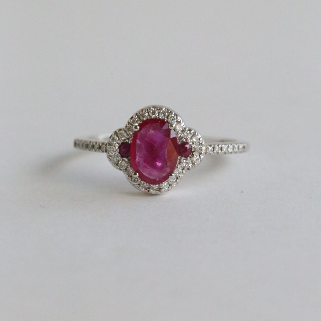 American Jewelry 14k White Gold 1.1ct Ruby .13ct Diamond Oval Halo Ring