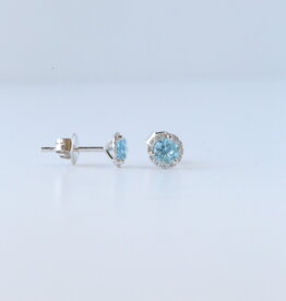 American Jewelry 14k White Gold .06ctw Diamond .63ctw Blue Topaz Halo Stud Earrings