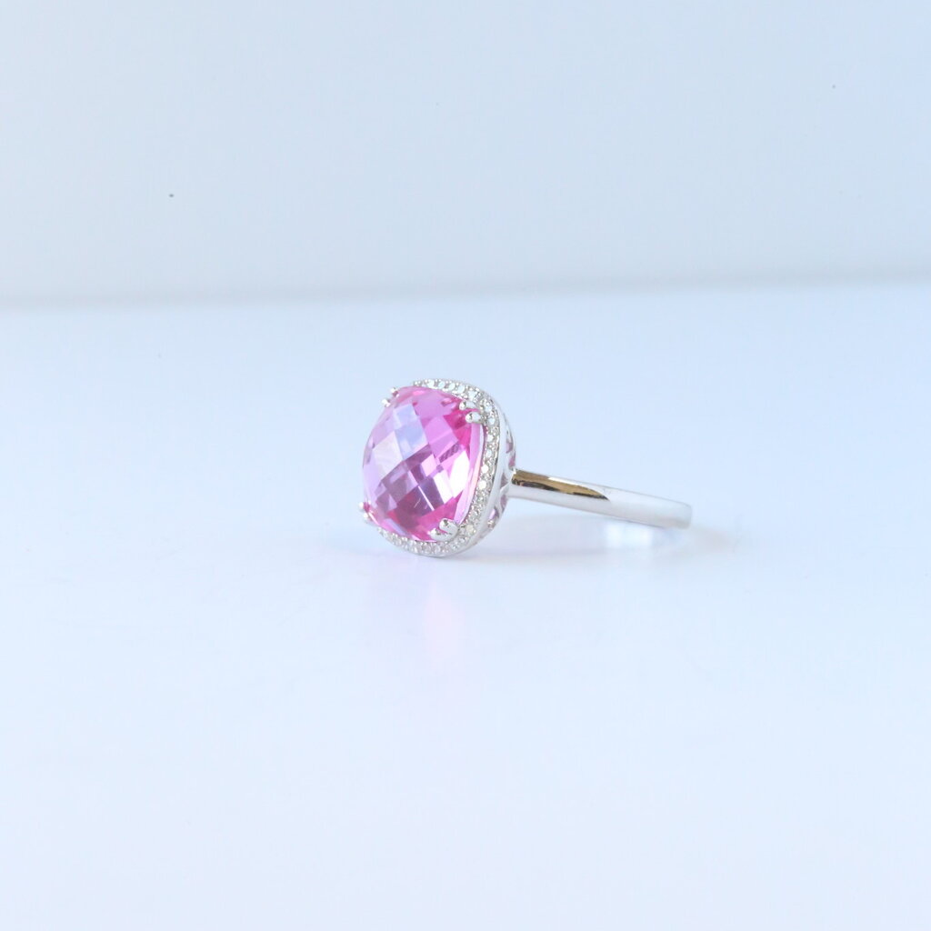 American Jewelry 14k White Gold 6.67ctw Rose Cut Pink Tourmaline .10ctw Diamond Cabachon Halo Ring