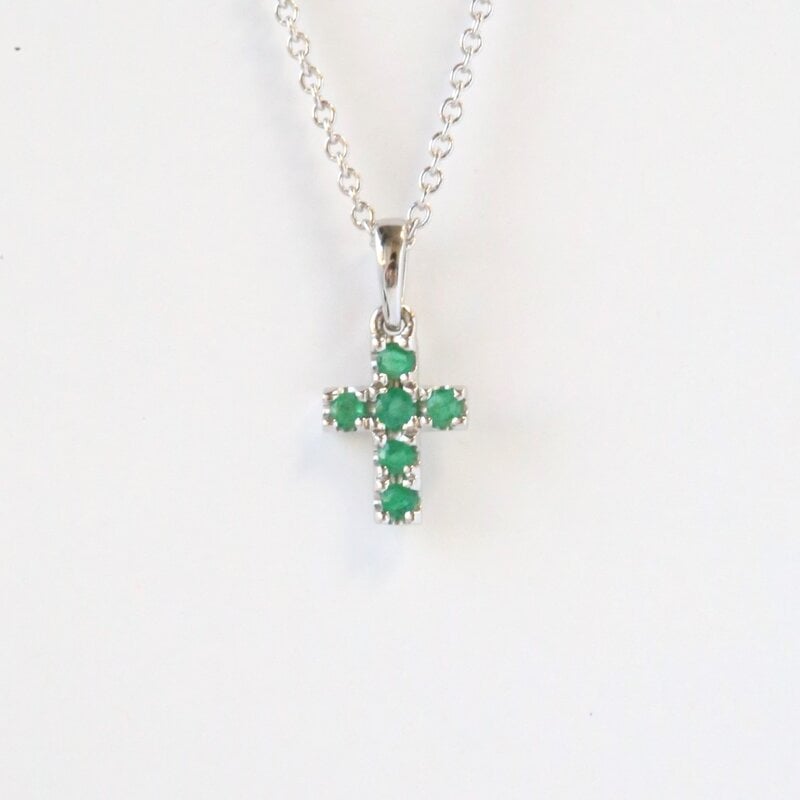 American Jewelry 14k White Gold .11ctw Emerald Petite Cross Necklace