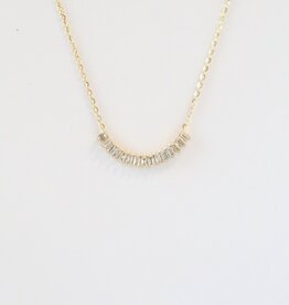 American Jewelry 14k Yellow Gold .50ctw Diamond Baguette Fan Bar Necklace