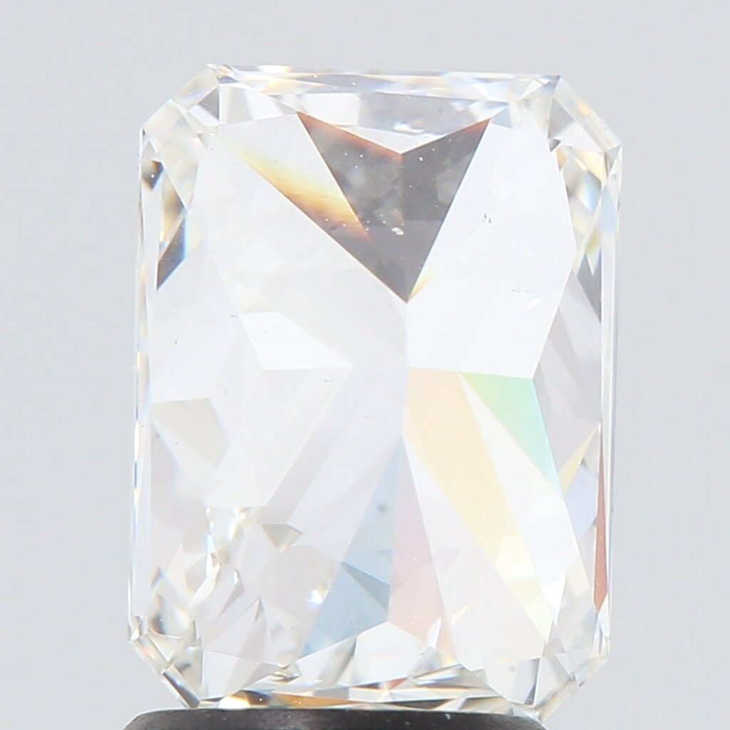 American Jewelry 2.03ct G/VS1 IGI Lab Grown Radiant Cut Loose Diamond