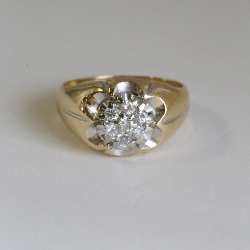 American Jewelry ESTATE 14k Yellow Gold .50ctw Diamond Mens 7 Stone Illusion Set Ring