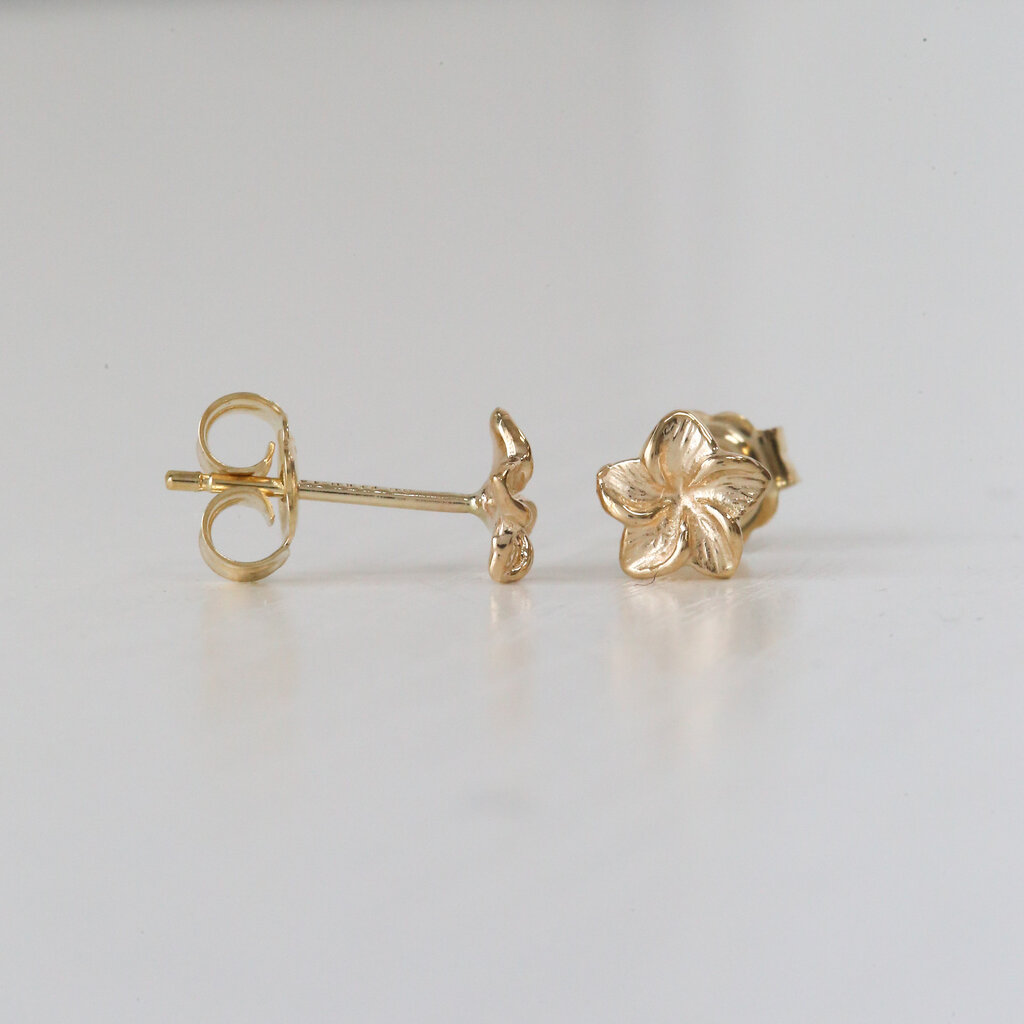 American Jewelry 14k Yellow Gold Plumeria Flower Stud Earrings