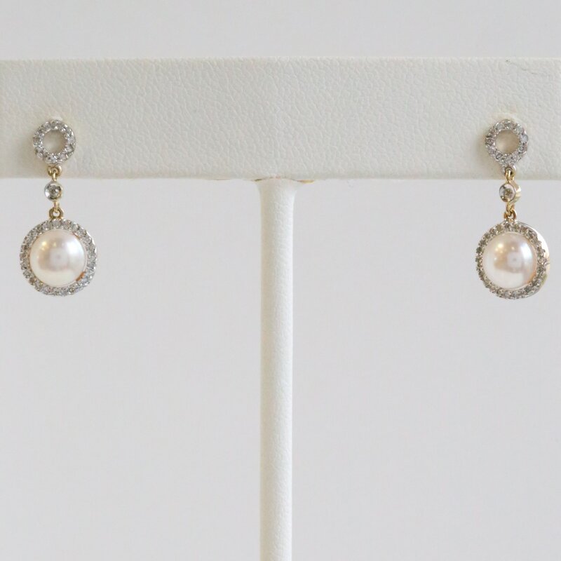 American Jewelry 14k Yellow Gold .25ctw Diamond and Pearl Halo Dangle Earrings