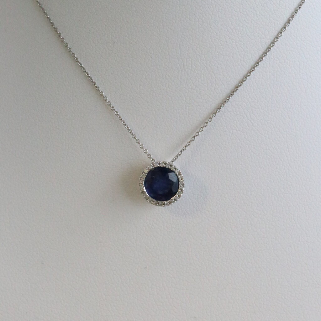 American Jewelry 14k White Gold 1.72ct Sapphire .05ctw Diamond Halo Round Necklace