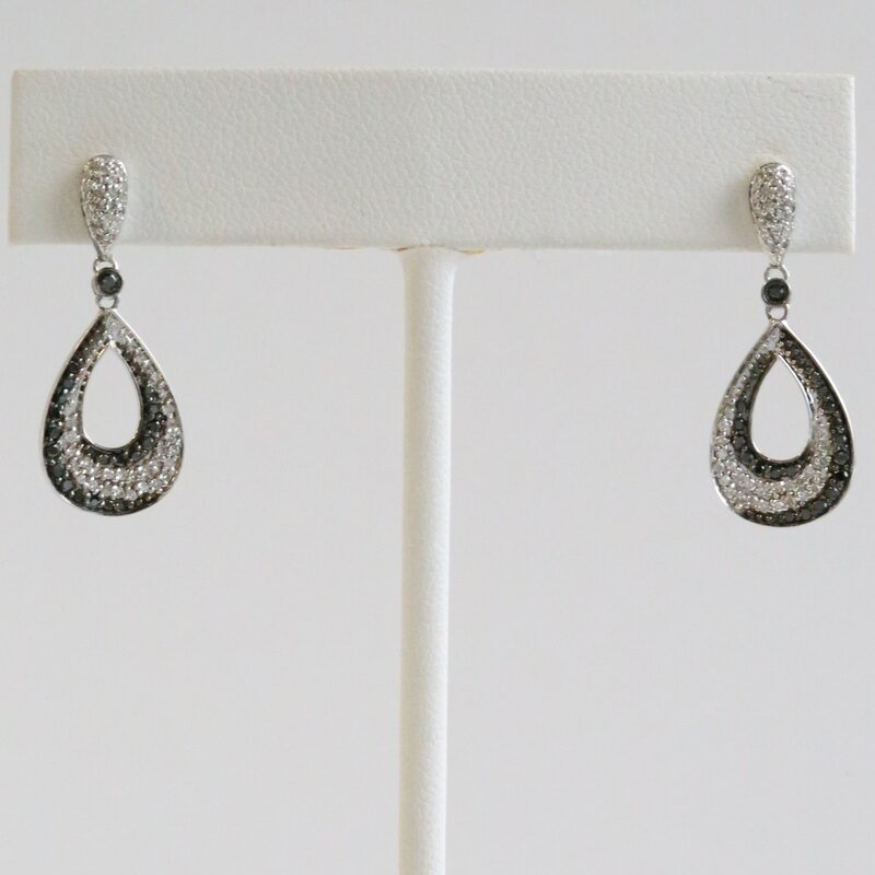 American Jewelry 14k White Gold .27ct Black Diamond .29ct White Diamond Pave Dangle Earrings