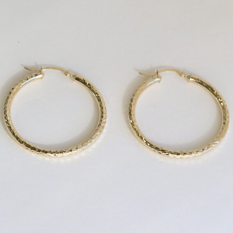 American Jewelry 14k Yellow Gold 32mm Diamond Cut Hoop Earrings