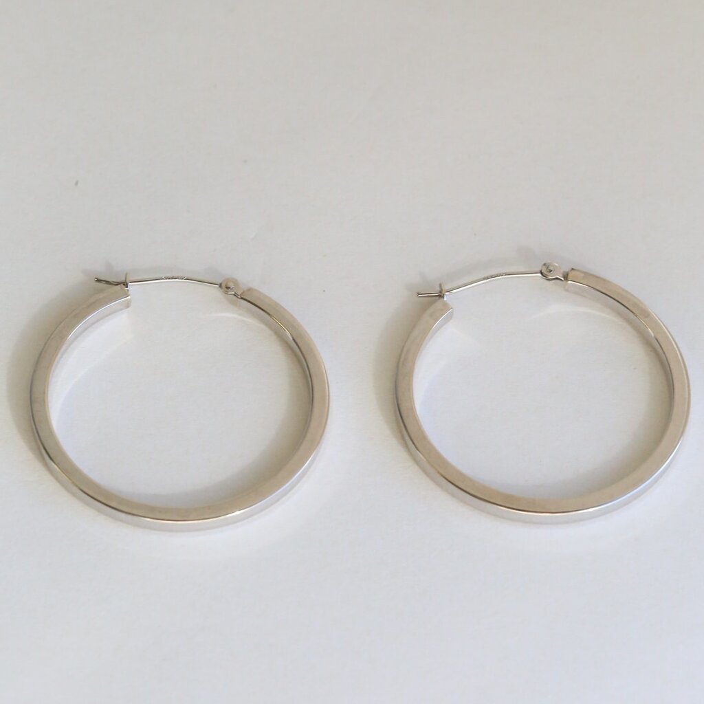 American Jewelry 14k White Gold 31mm Flat Edge Hoop Earrings