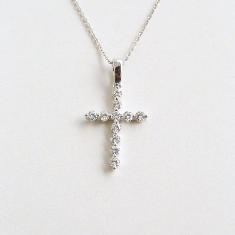 American Jewelry 14k White Gold .42ctw Diamond Shared Prong Cross Necklace
