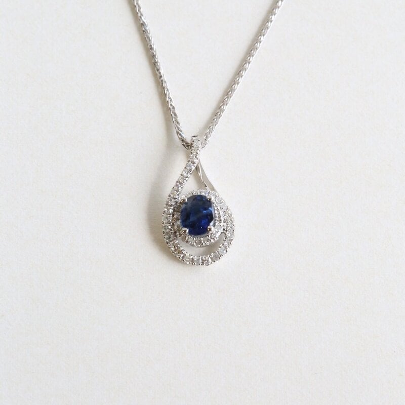 American Jewelry 14k White Gold .45ct Sapphire .14ct Diamond Swirl Halo Necklace
