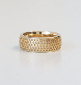American Jewelry 10k Yellow Gold Custom Honey Comb Men's Band (Size 9)