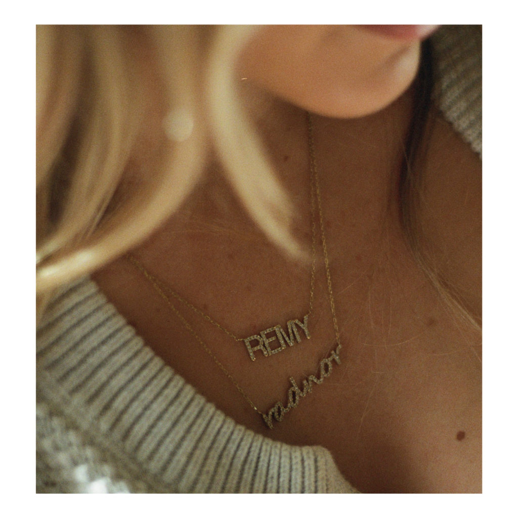 American Jewelry Custom Gold Single Name Necklace
