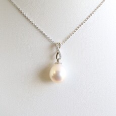 American Jewelry 14k White Gold Akoya Pearl Diamond Accent Infinity Necklace