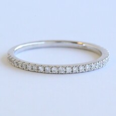 American Jewelry 14k White Gold .24ctw Diamond Straight Anniversary Wedding Band (Size 7)
