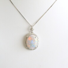 American Jewelry Platinum 3.82ct Australian Opal .52ctw Diamond Oval Necklace