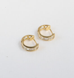 American Jewelry 14k Yellow Gold 0.58ctw Baguette Diamond Channel Huggie Hoop Earrings