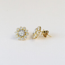 American Jewelry 14k Yellow Gold 1.02ctw Diamond Milgrain Bezel Flower Stud Earrings